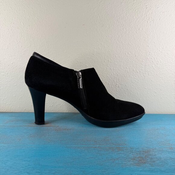 AQUATALIA Women's Black Suede Side Zip Heeled Ankle Booties 9 - Picture 6 of 9